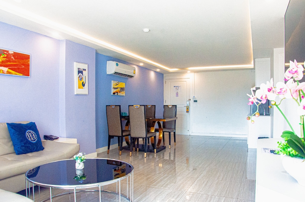2 Bedroom Grand Executive - Photo 6
