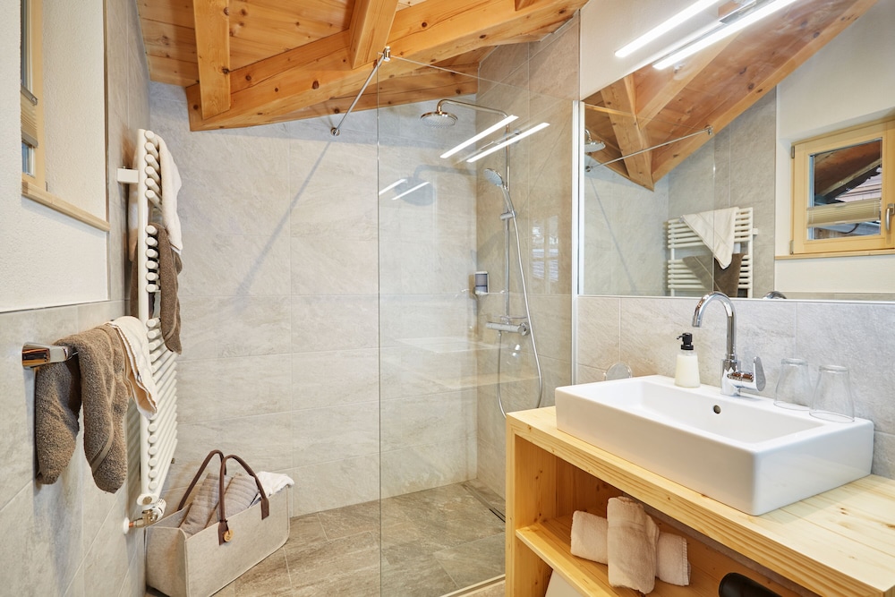 Superior Chalet photo 3