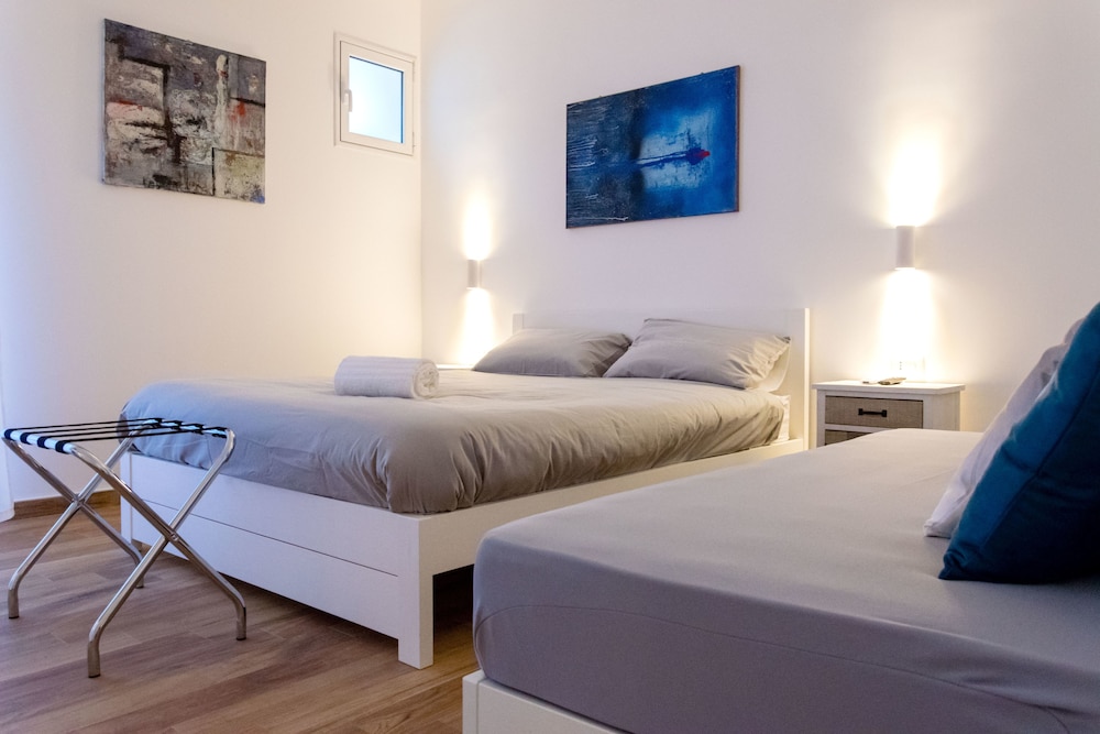 Comfort Triple Room, City View photo 1