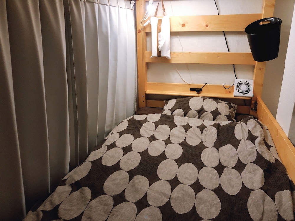 Shared Dormitory, Women only (2nd Floor) photo 2