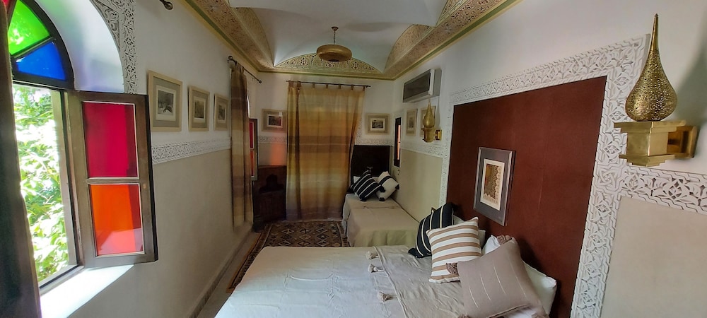 Room for 3 - Photo 1