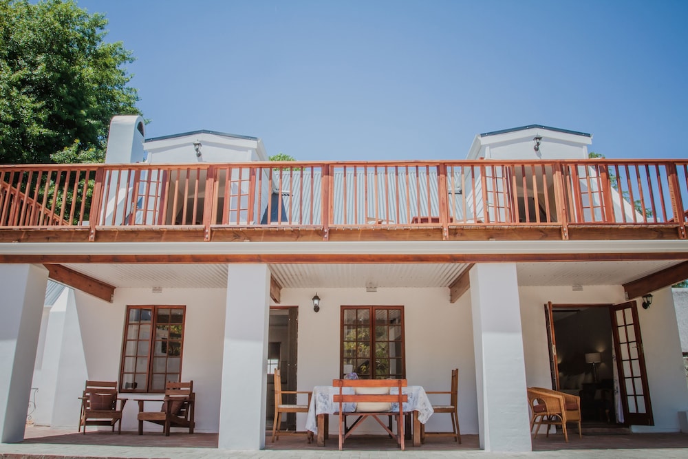 Fish Eagle Family Room