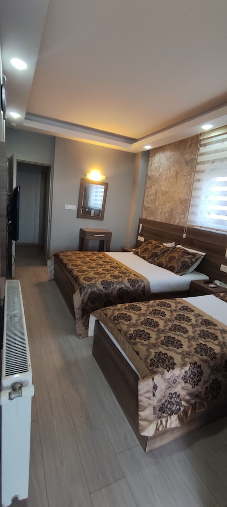 Deluxe Suite photo 1