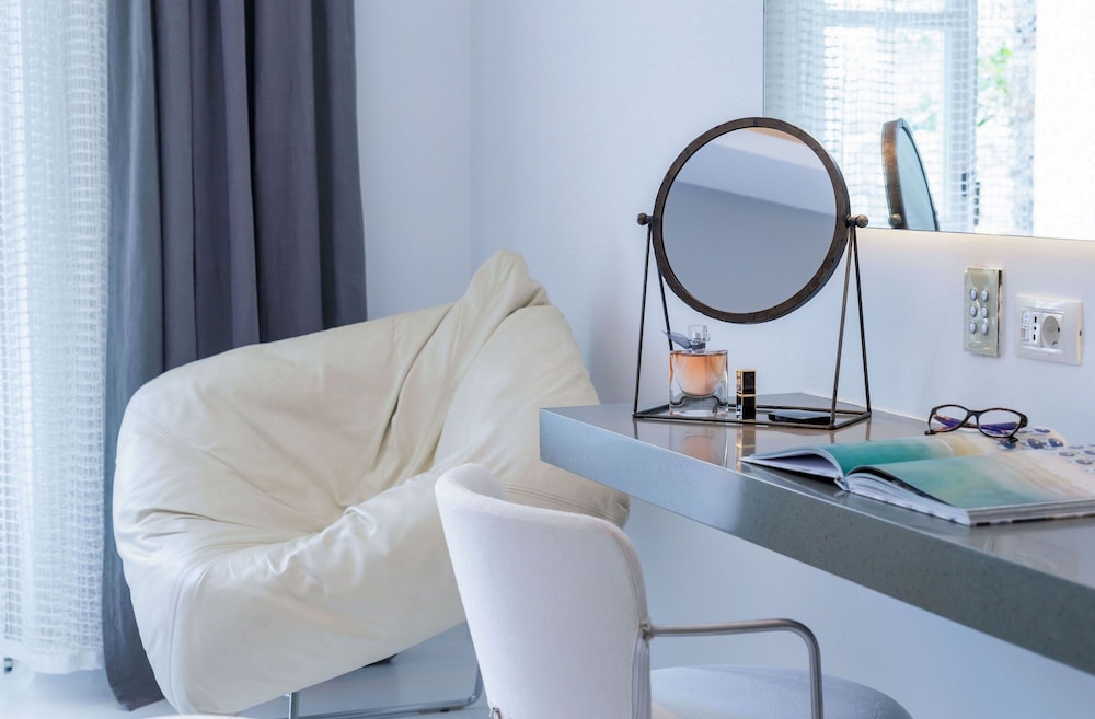 Superior Double Room, Garden View, Ground Floor - Photo 6