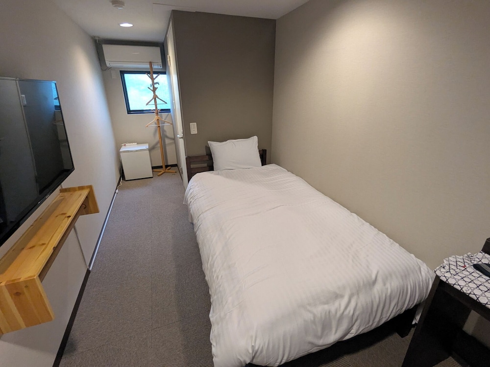 Economy Single Room, Non Smoking