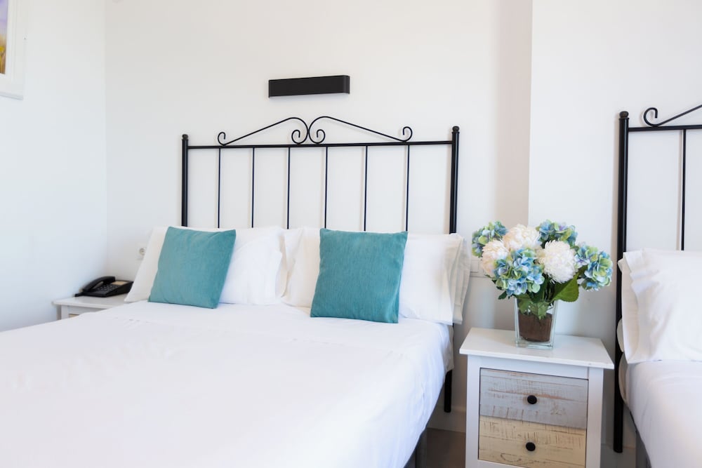 Comfort Triple Room photo 3