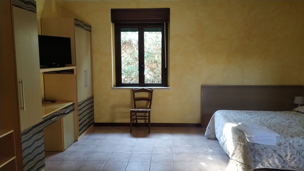 Quadruple Room photo 2