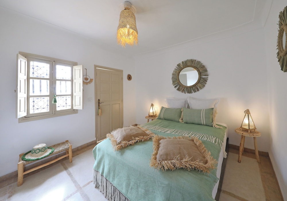 Standard Double Room - Photo 4