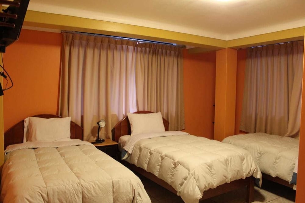 Standard Quadruple Room, 1 Bedroom, Ensuite photo 2