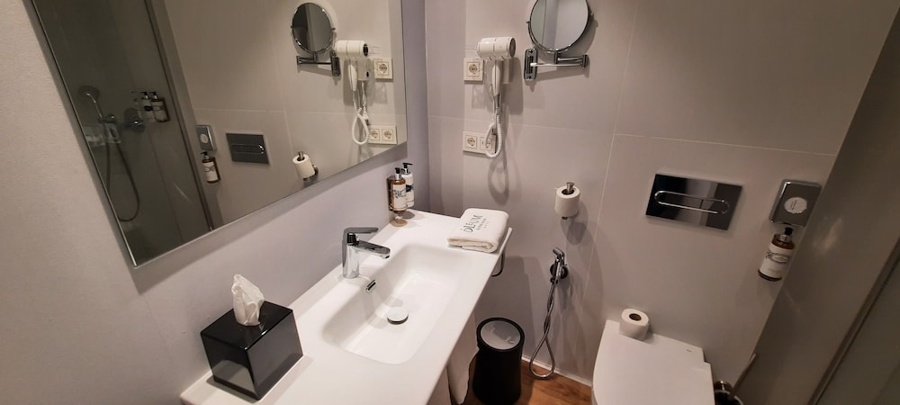 Superior Double Room - Photo 16