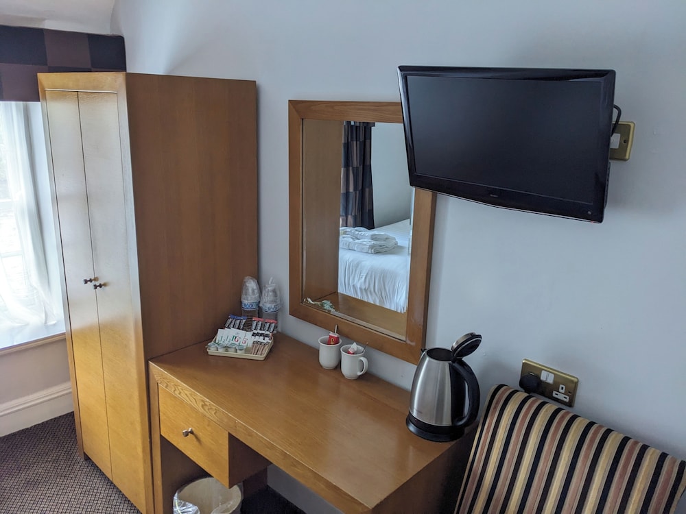 Classic Twin Room - Photo 2