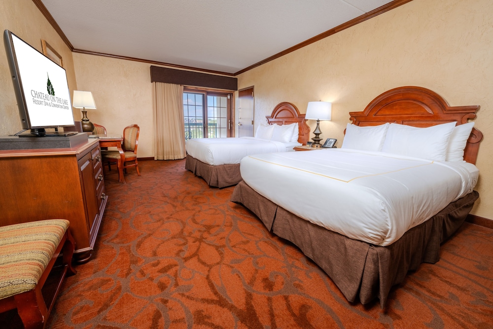Traditional Suite, 2 Queen Beds - Photo 3