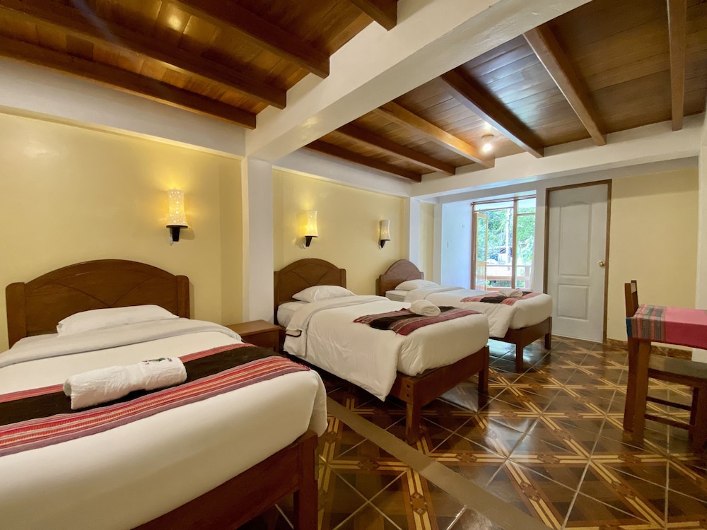 Triple Room, Private Bathroom, River View photo 1