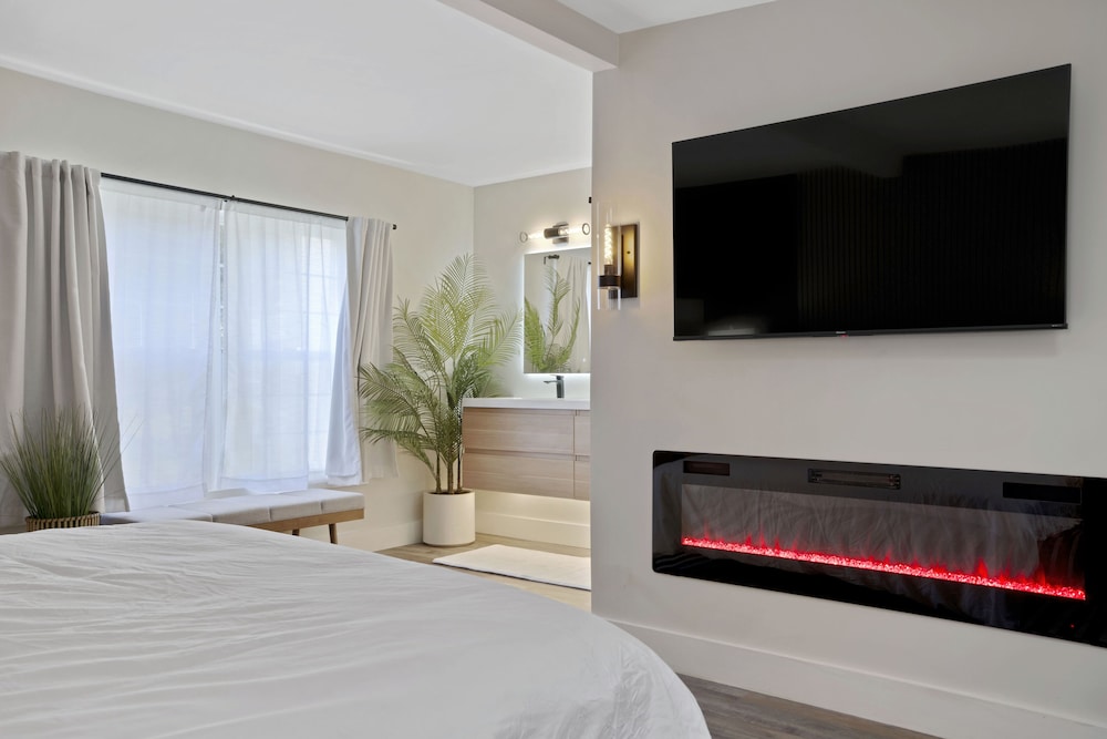 Deluxe Room - Photo 4