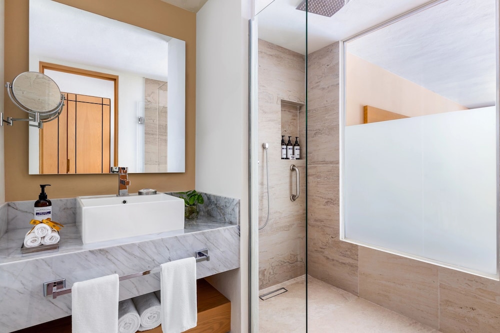 Junior Suite, 1 King Bed
