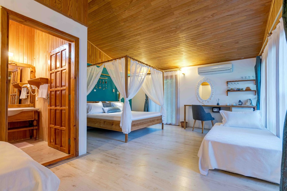 Bungalow, Multiple Beds (4 People) - Photo 10