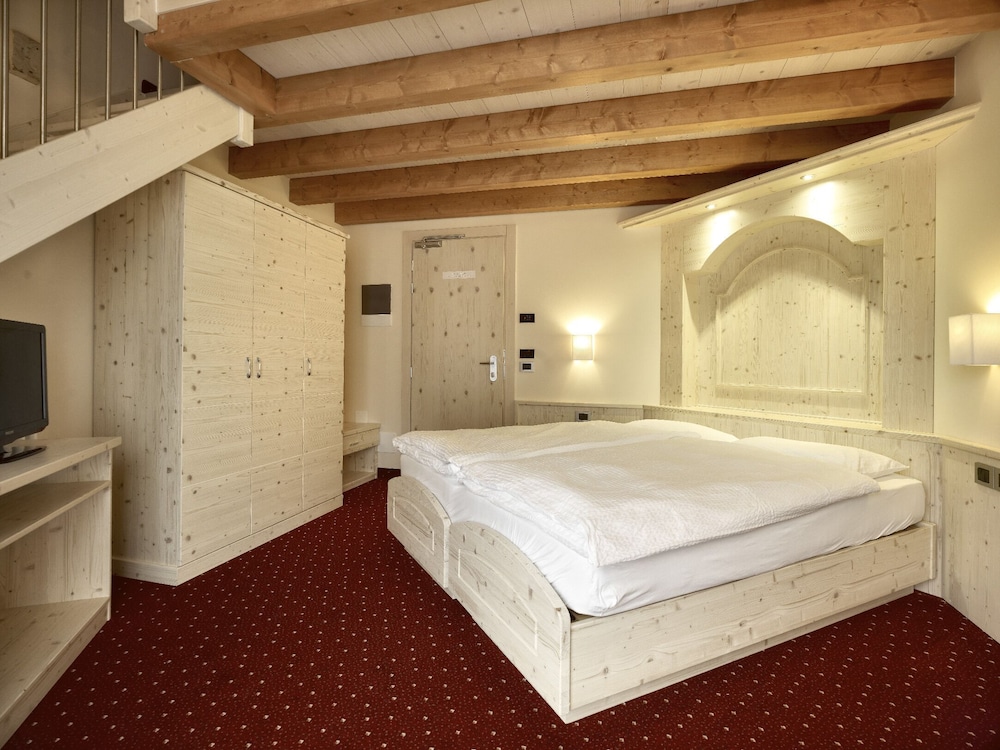 Junior Studio Suite
