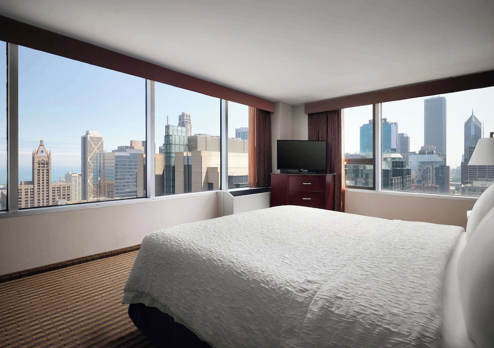 Suite, 1 King Bed, Non Smoking, Refrigerator & Microwave