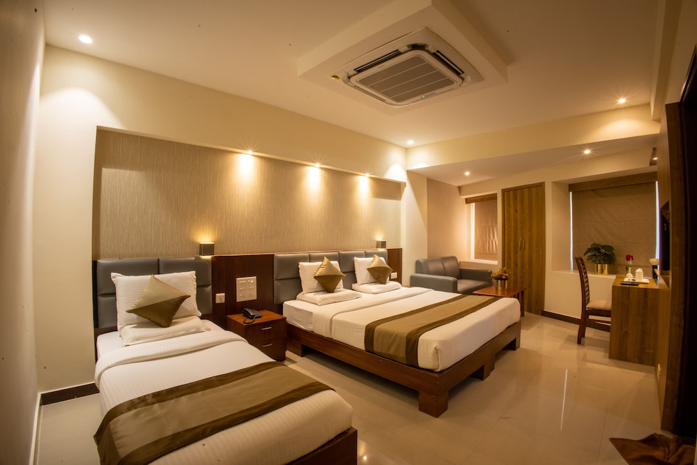 Deluxe Rooms - Photo 1