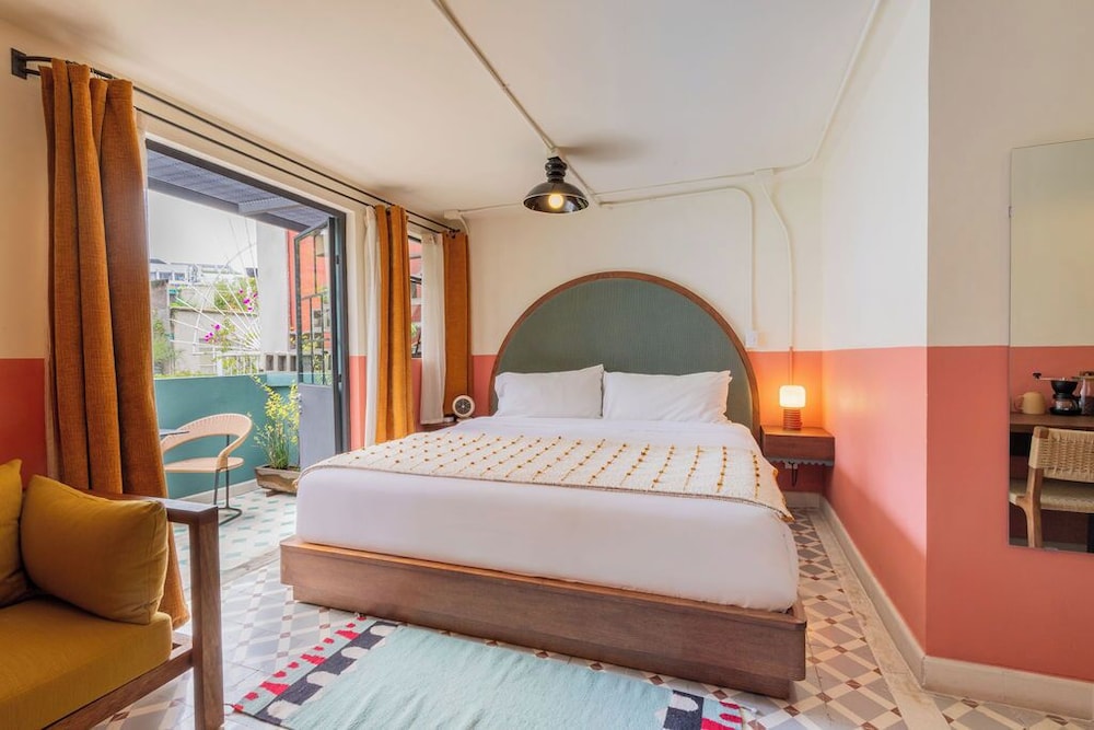 Studio, 1 King Bed, Terrace