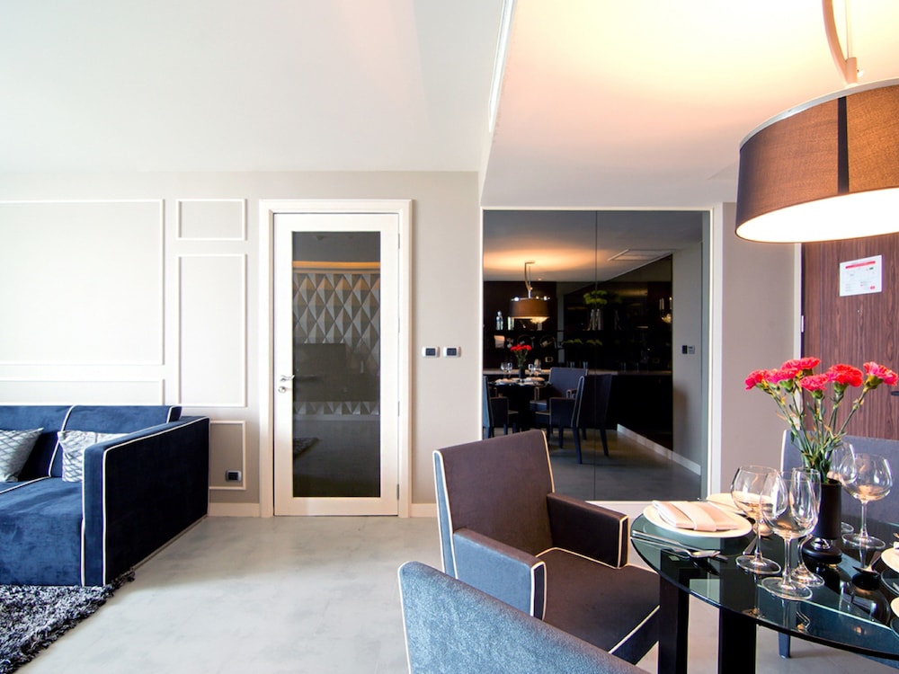 1 Bedroom Suite Sea View