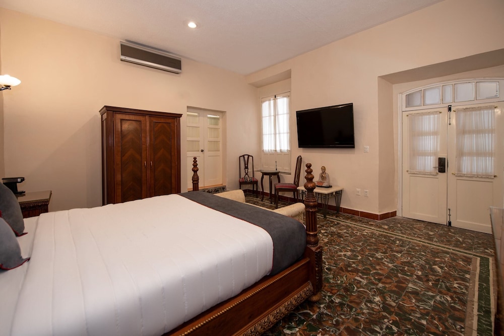 Deluxe Room, Jetted Tub (2 doubles bed) - Photo 5