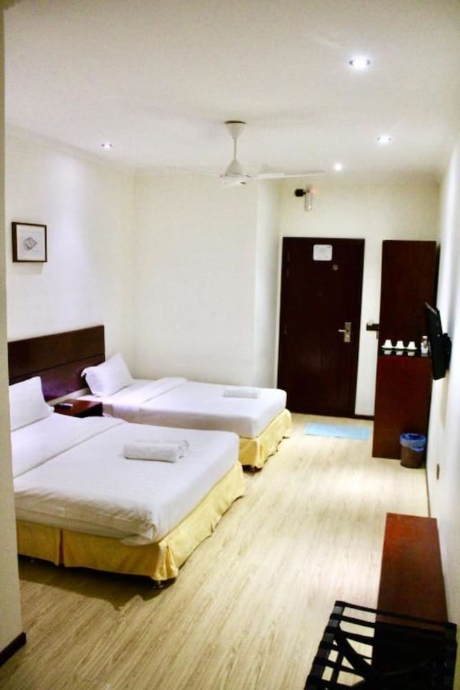 Comfort Triple Room with Sofa Bed and Balcony
