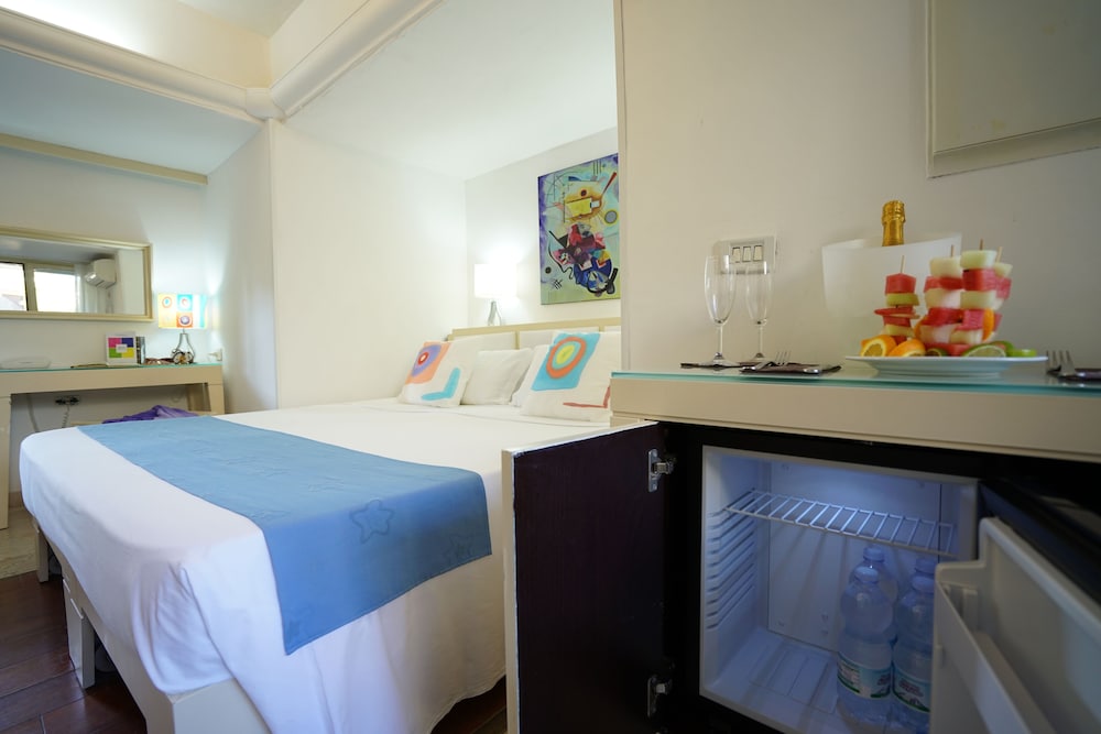 Comfort Twin Room, 2 Twin Beds photo 3