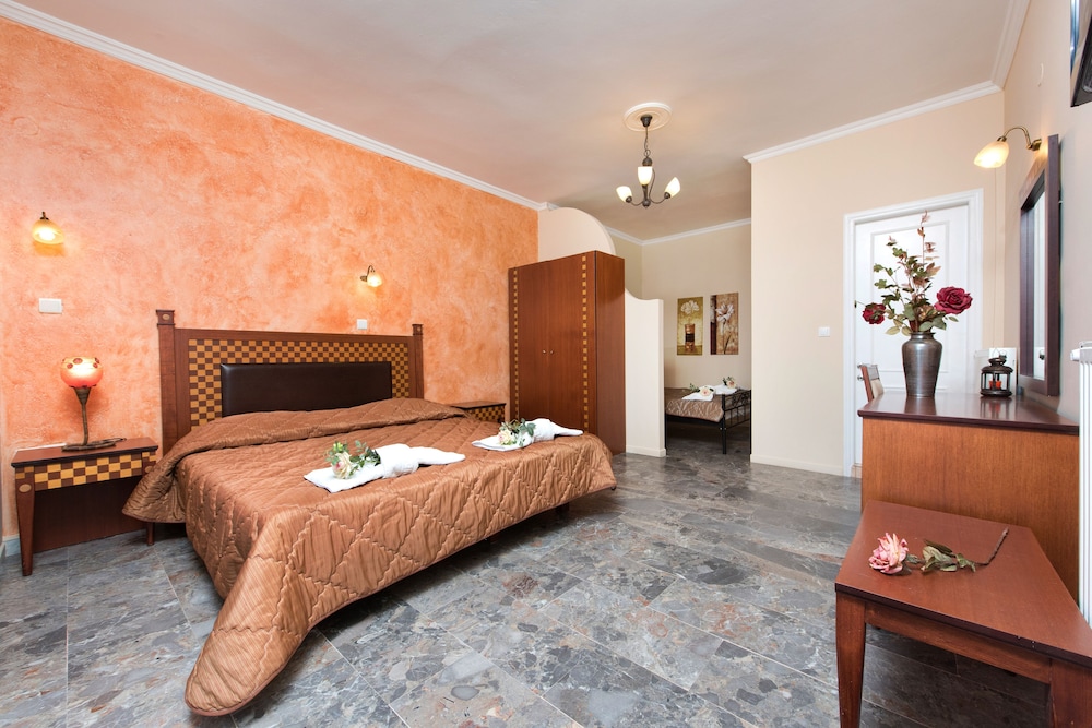 King Suite with balcony and sea view photo 2