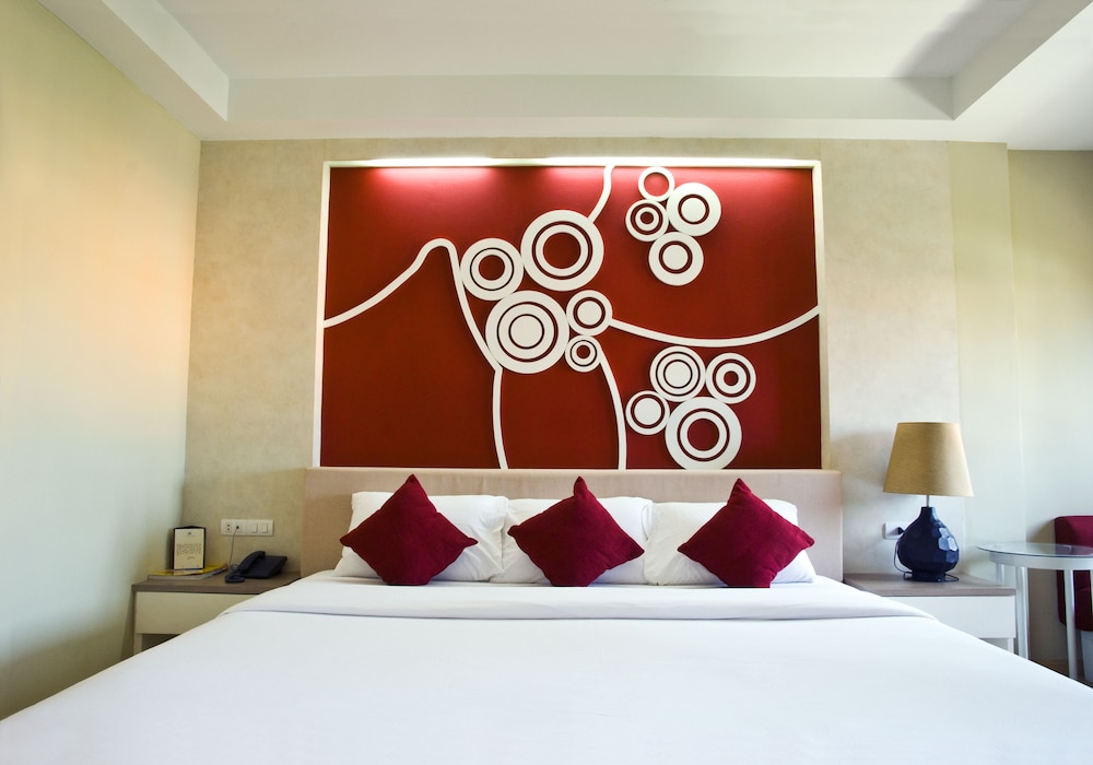 Deluxe Room - Photo 2