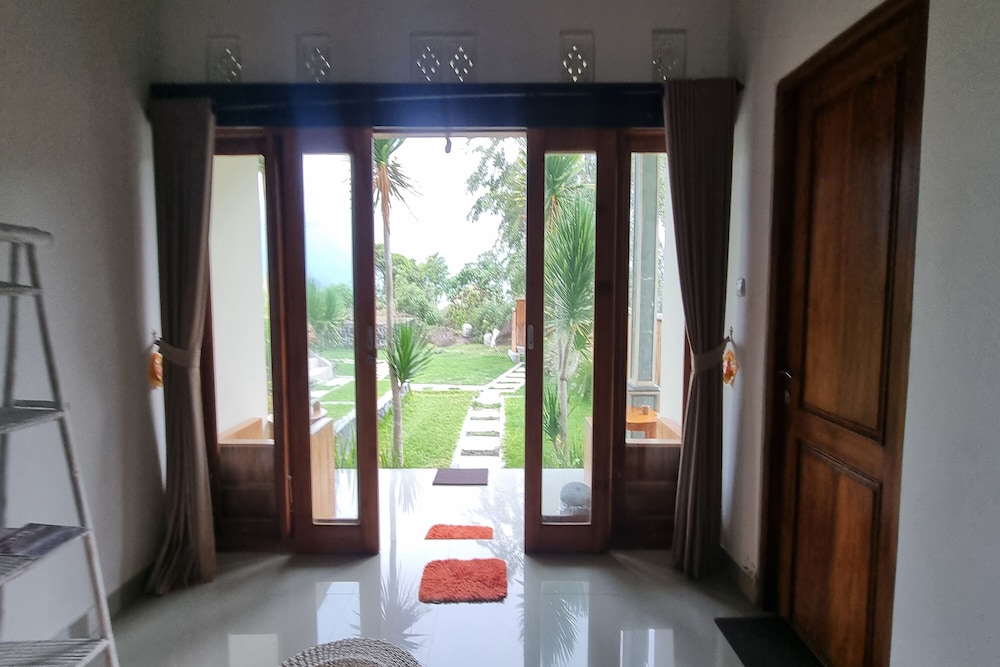 Standard Double Room - Photo 11