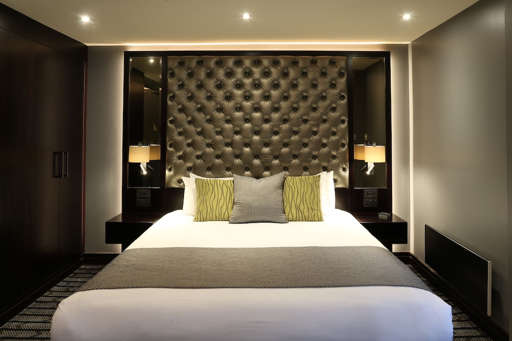Deluxe Suite photo 1