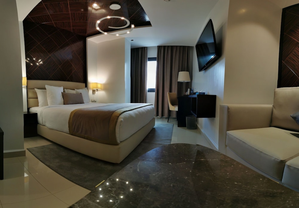 Deluxe Double Room photo 3
