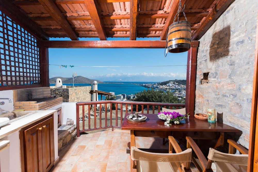 House, Sea View (Leonidas) - Photo 13