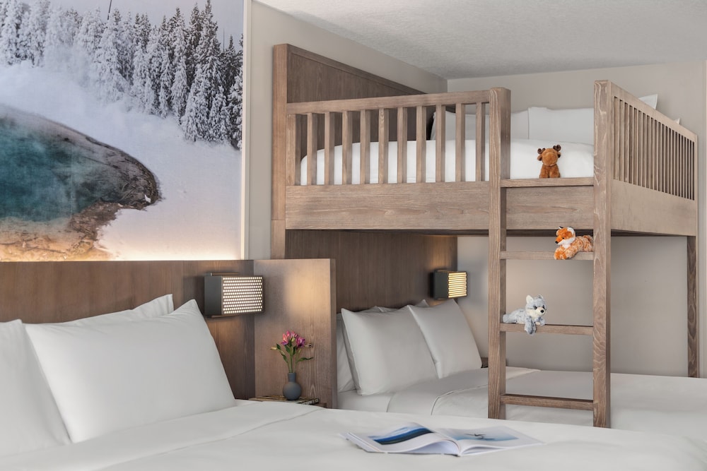 Room, Multiple Beds - Photo 3