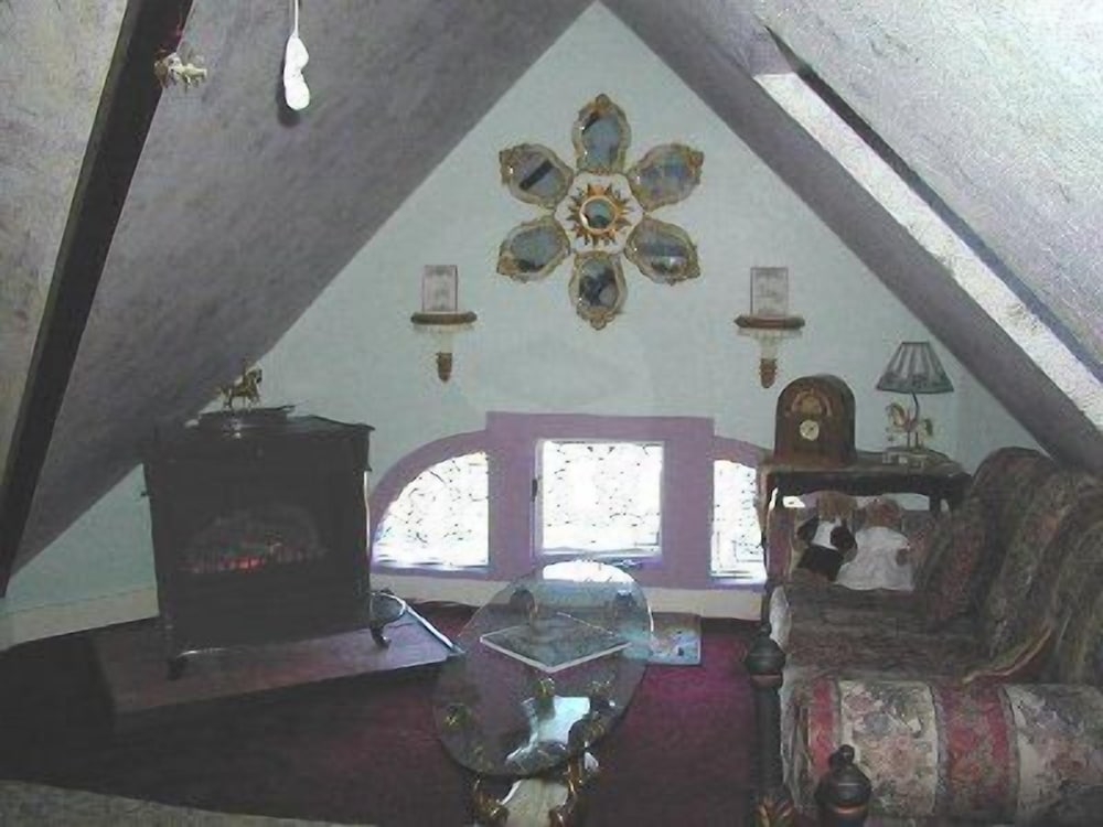 Traditional Room, 1 King Bed (Carousel) photo 1