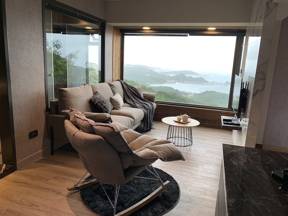 Grand Double Room, 1 Bedroom, Bathtub, Sea Facing