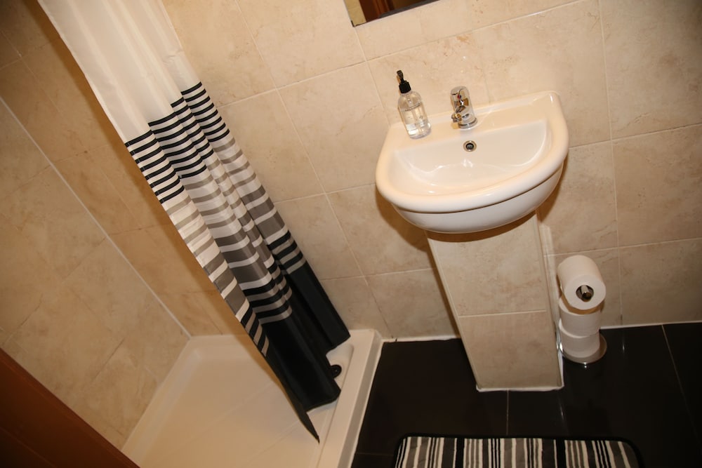 Double Room, Shared Bathroom photo 1
