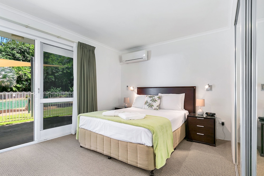 Coral Coast Resort Private Apartment 203