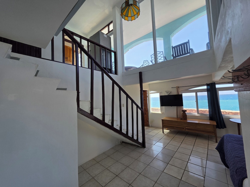 Executive Suite: Room 11 photo 3
