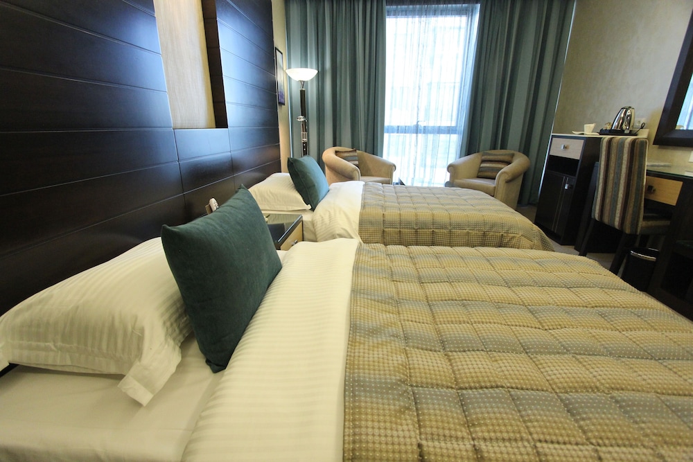 Deluxe Double or Twin Room, Sea View photo 2