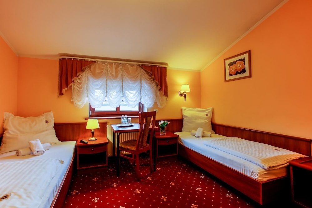 Standard Twin Room photo 1