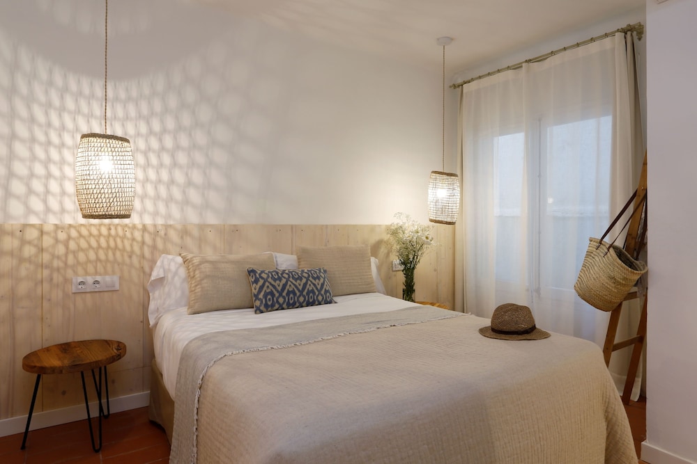 Family Quadruple Room (Interior)