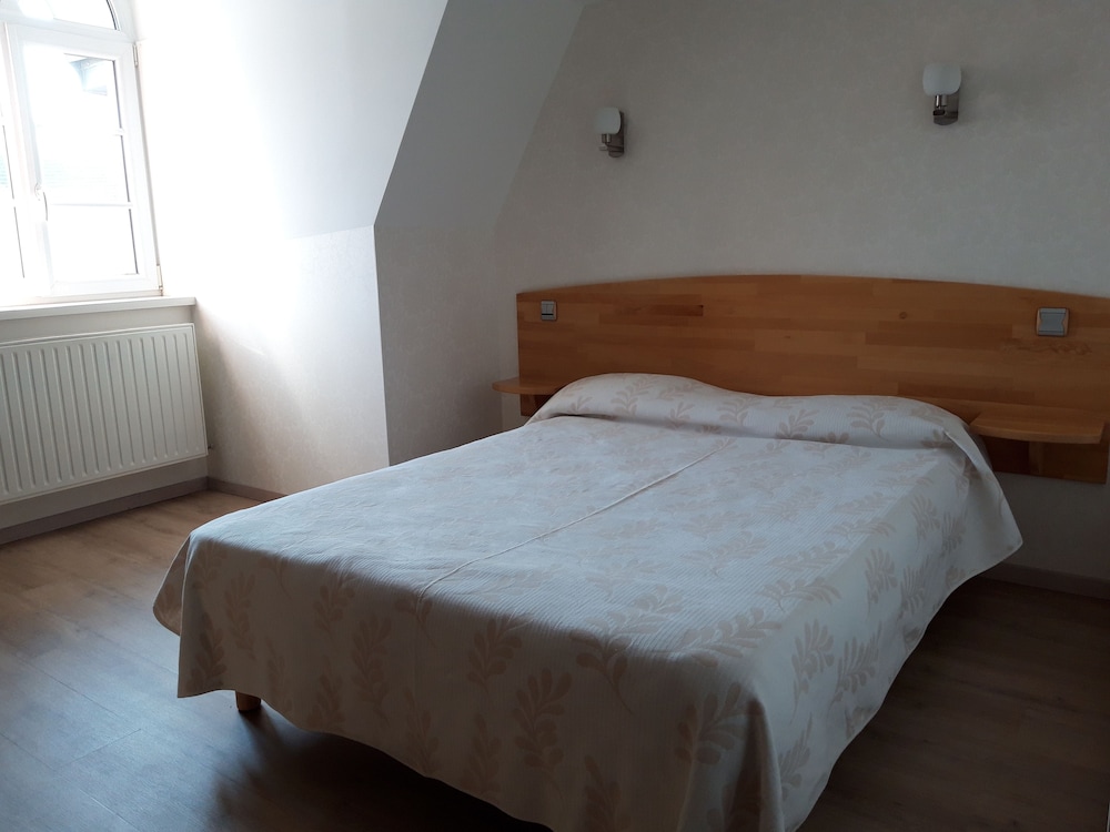 Double Room - Photo 1