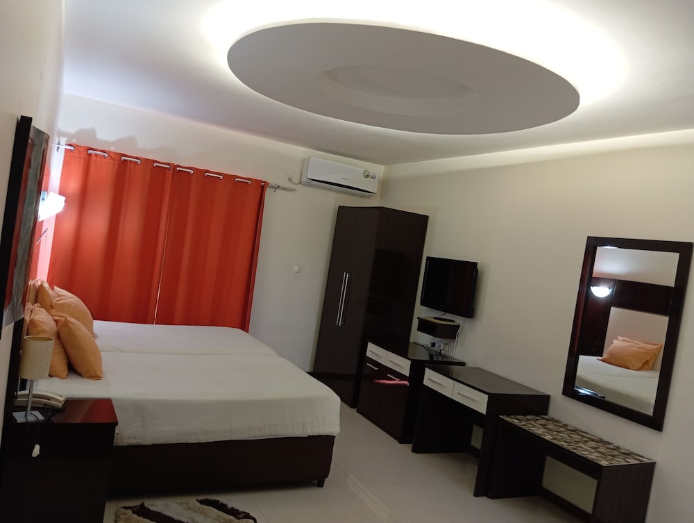 Luxury Suite photo 3