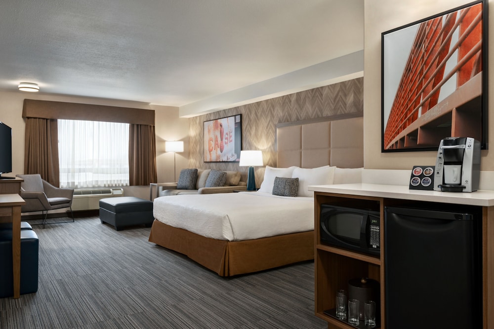 Standard Single Room, 1 King Bed with Sofa bed photo 1