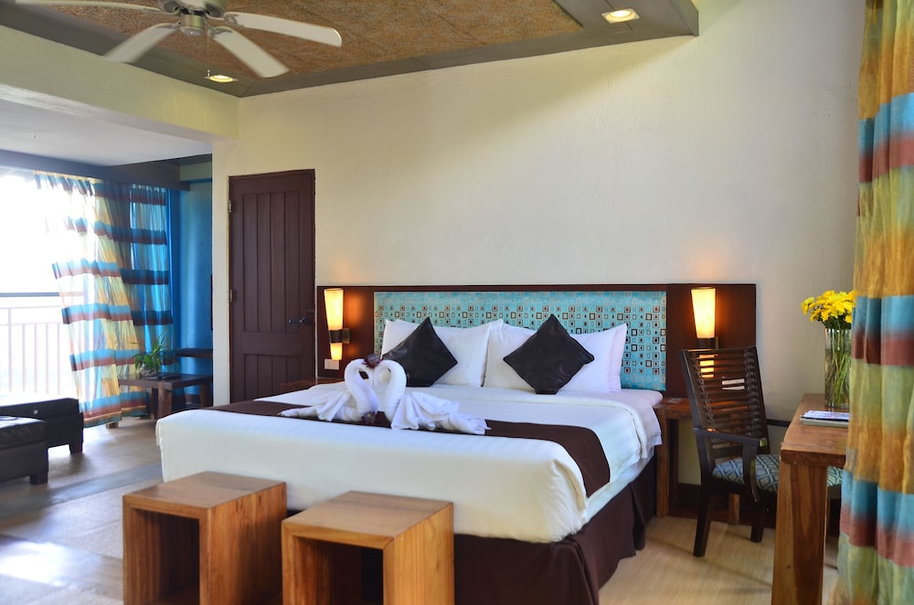 Basic Suite, 1 King Bed