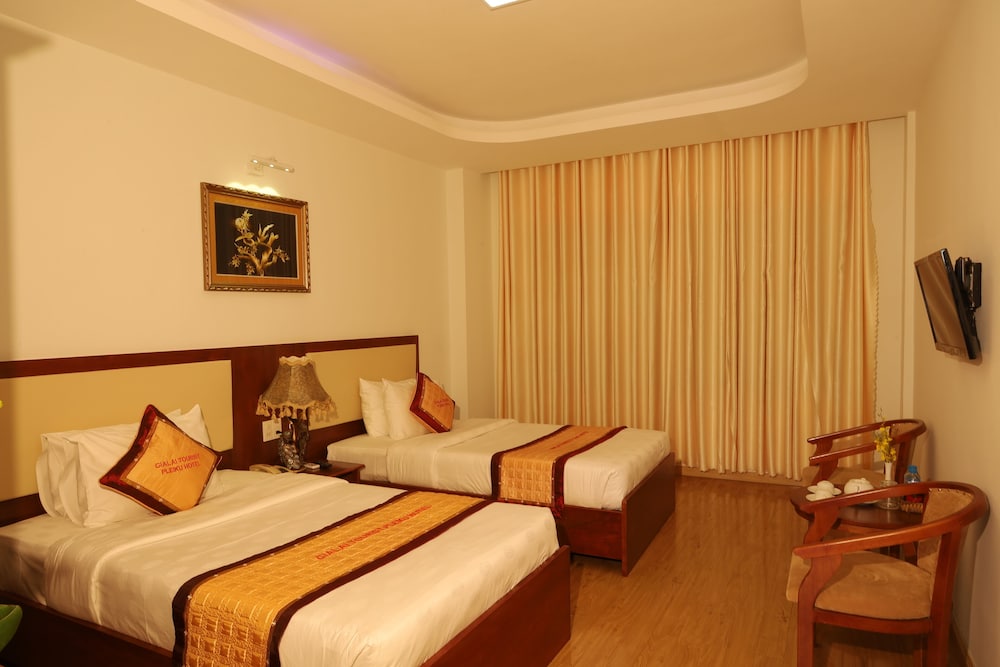 Standard Double or Twin Room - Photo 1