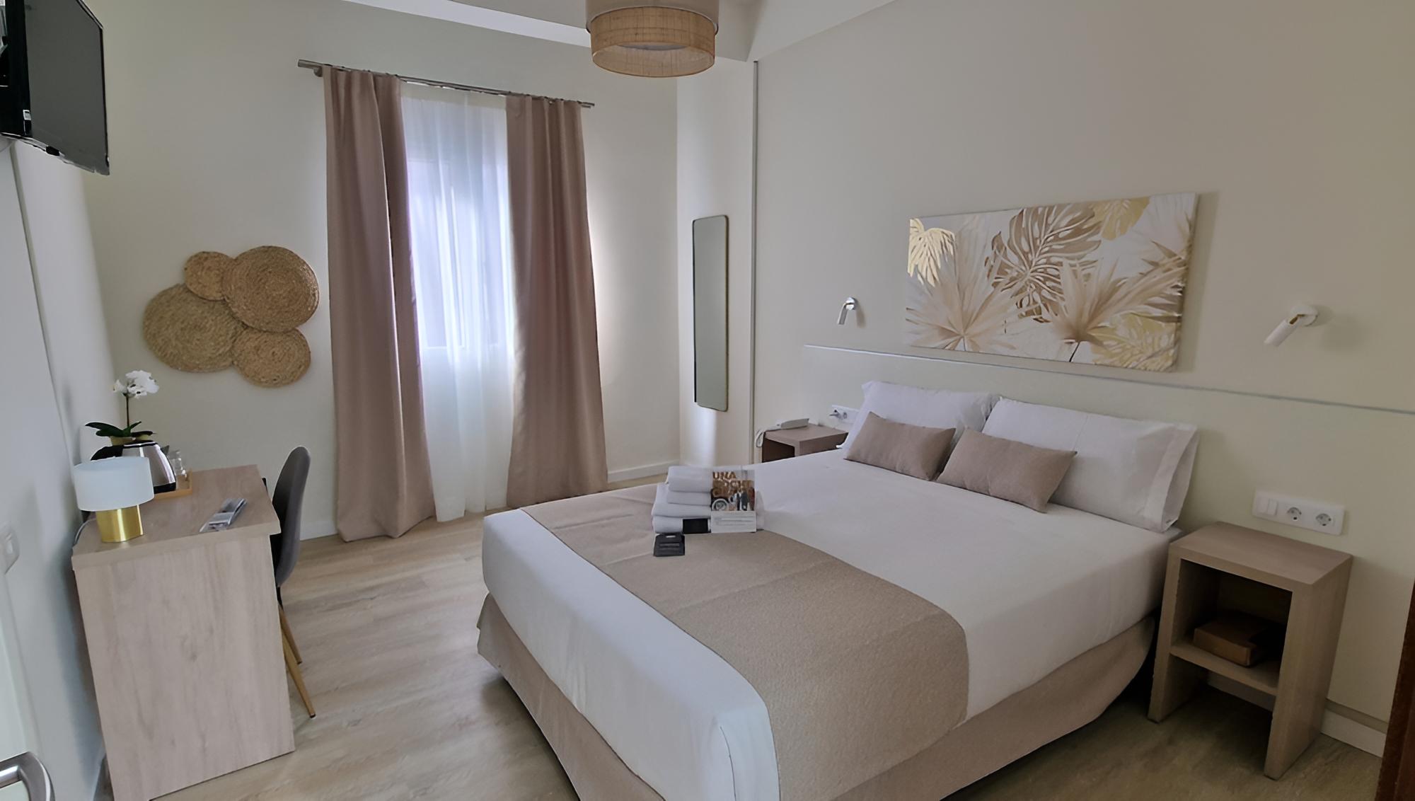 Classic Double Room