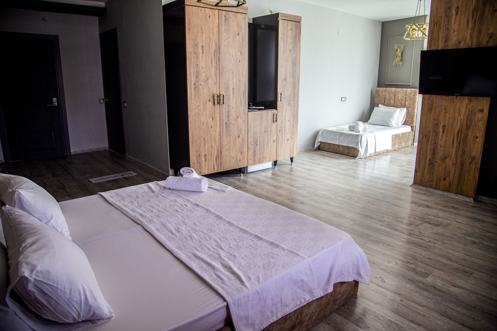 Deluxe Room, City View photo 3